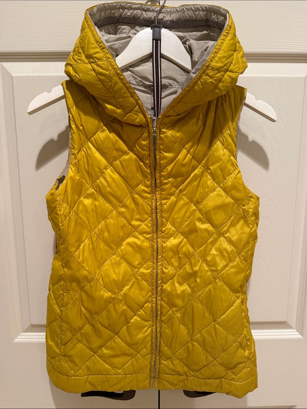 ‘S Max Mara Women’s Quilted Hooded Puffer Vest - Yellow